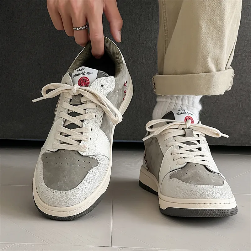 Journey Of Inspiration Abrasion Resistant Breathable Low Top Skateboard Shoes Men's Gray-2