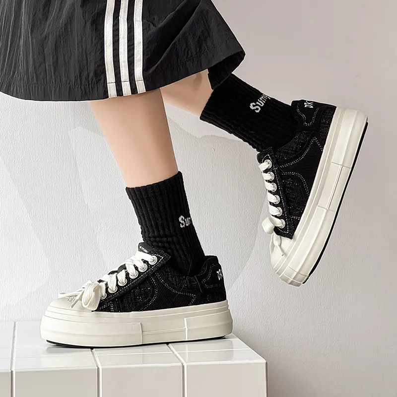 Journey Of Inspiration Low Top Skateboard Shoes Unisex Black-6