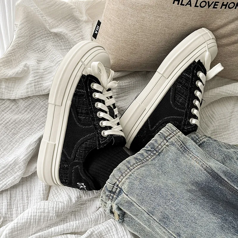 Journey Of Inspiration Low Top Skateboard Shoes Unisex Black-3
