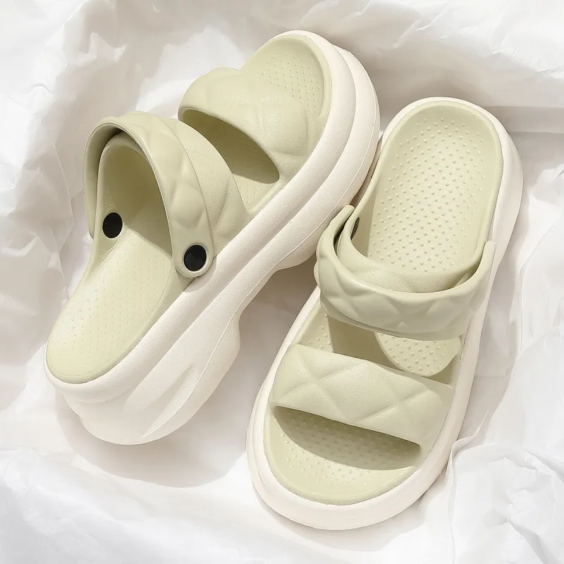 Ganshu Slippers / Home Slippers-3