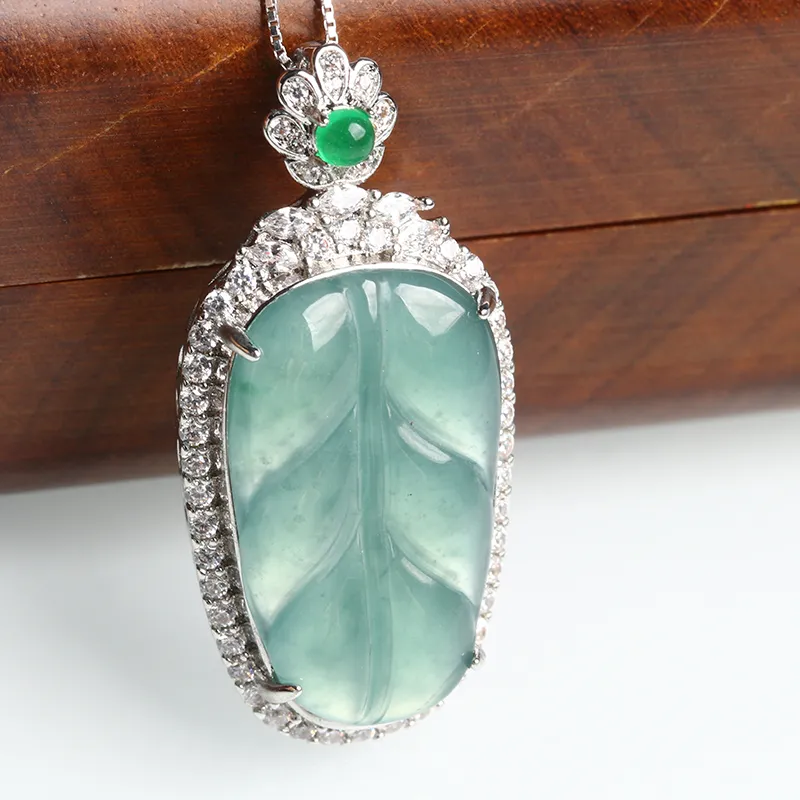 Oushuo Jewelry Ice Glutinous Jadeite Necklaces Women's-1