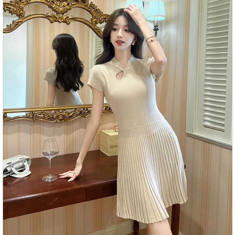 Garbege Short Sleeved Dress Women's-3