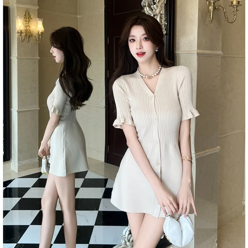 Garbege Short Sleeved Dress Women's-5