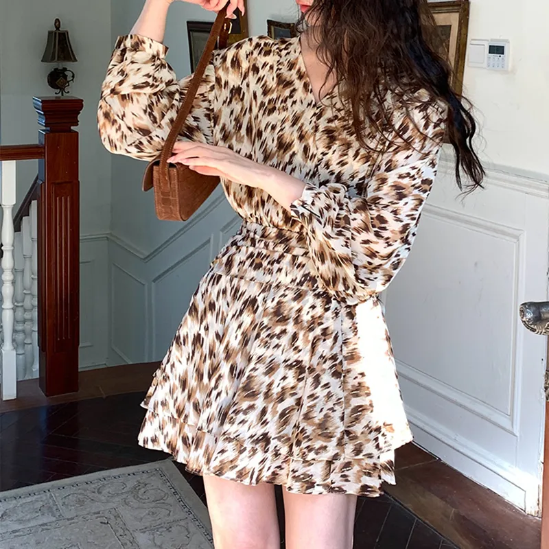 Garbege Long-Sleeved Dresses Women's-2