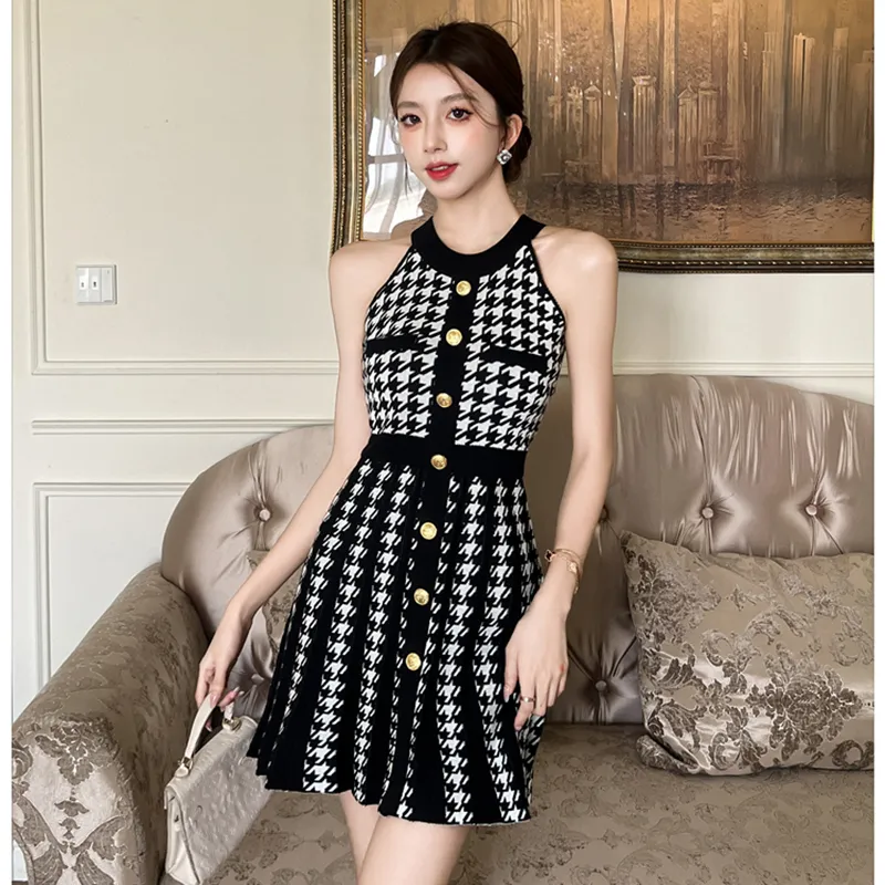 Garbege Sleeveless Dress Women's-6