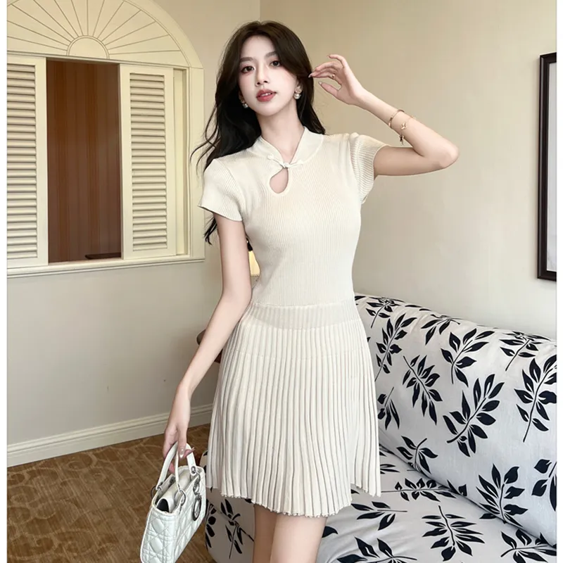 Garbege Short Sleeved Dress Women's-6