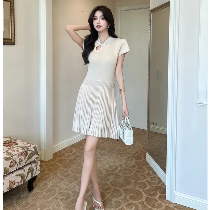 Garbege Short Sleeved Dress Women's-2