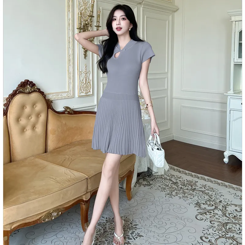 Garbege Short Sleeved Dress Women's-8
