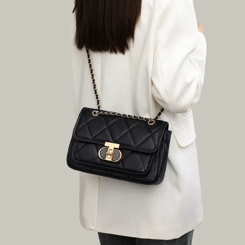 COMELY Cow Leather Patchwork Synthetic Leather Chain Small Square Bag Shoulder Bag Regular Women's Black/Ecru-3