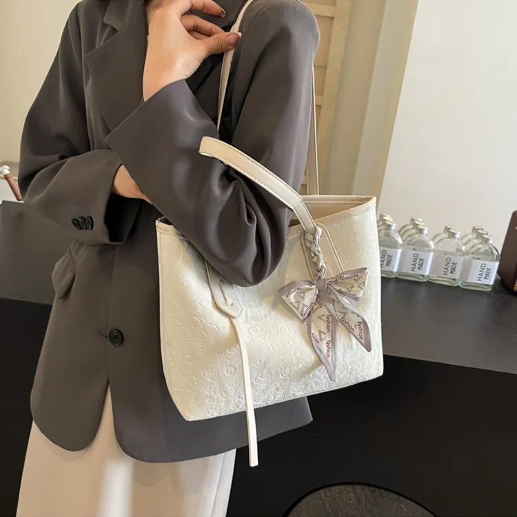 COMELY Cow Leather Tote Bag, Shopping Bag, Shoulder Bag Regular Women's Ecru-2