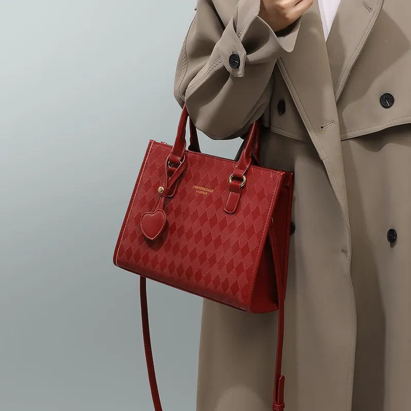 COMELY Synthetic Leather Handbag Shoulder Bag Crossbody Bag Regular Women's Red-3