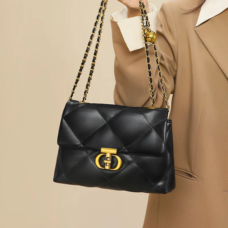 COMELY Synthetic Leather Shoulder Bag Regular Women's Black-1