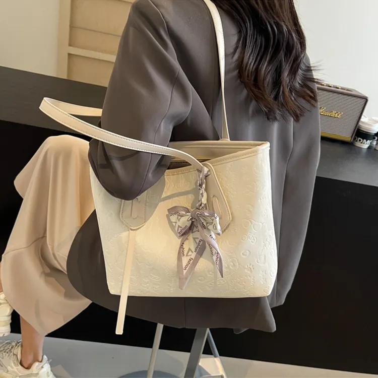 COMELY Cow Leather Tote Bag, Shopping Bag, Shoulder Bag Regular Women's Ecru-4