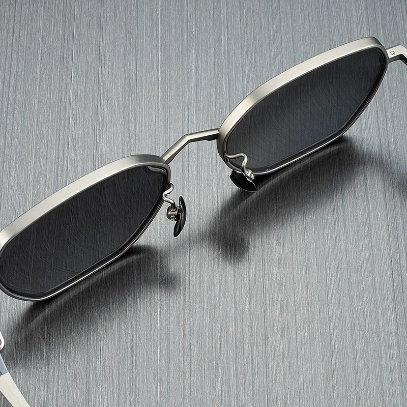 MORTON MUNCH Irregular Shape Sunglasses Men-6