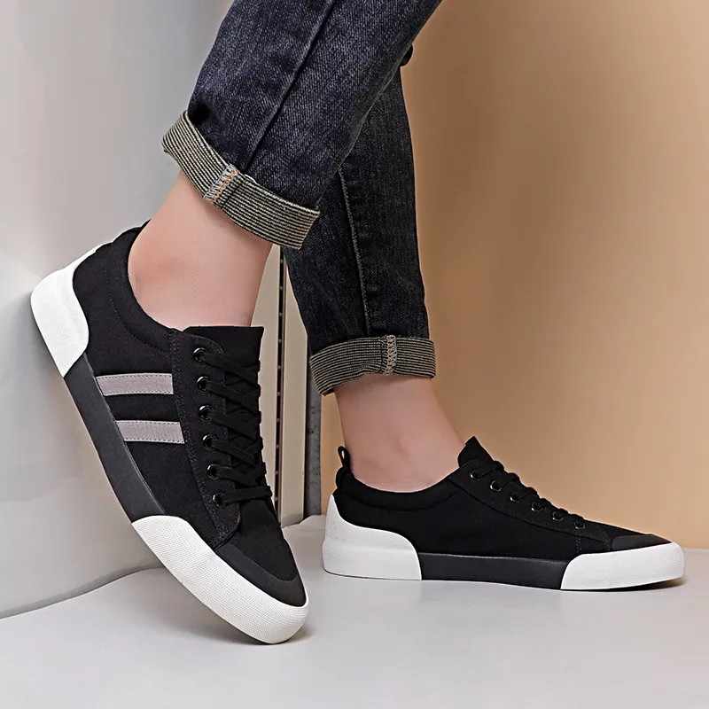 Baoda Low-Top Canvas Shoes Men's Black-1