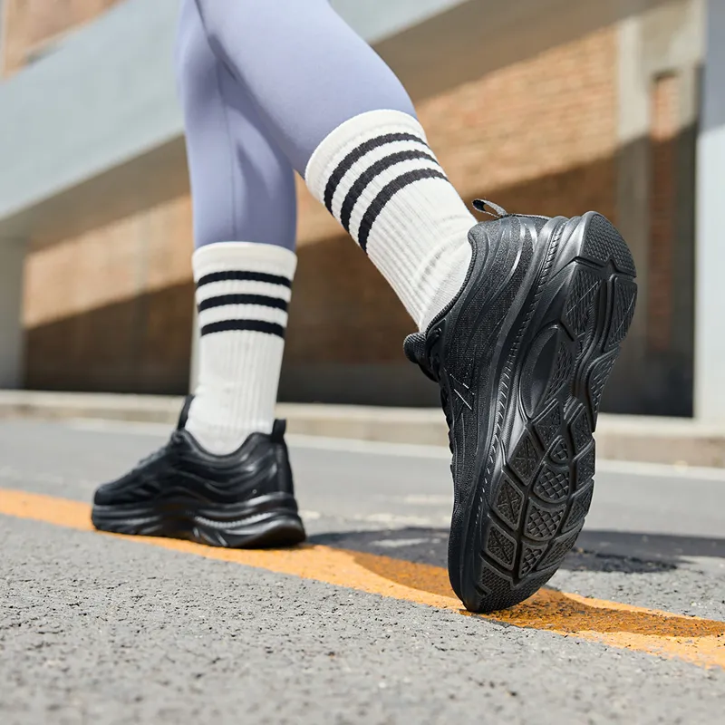XTEP Cushioning Rebound Low-Top Sprint Running Shoes Women's Black-7
