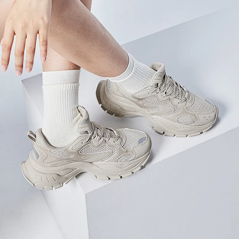 XTEP Basque Lightweight Height Increasing Coverage Low-Top Casual Shoes Women's Fresh Look Milk Cheese-12