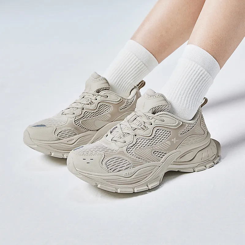 XTEP Basque Lightweight Height Increasing Coverage Low-Top Casual Shoes Women's Fresh Look Milk Cheese-13