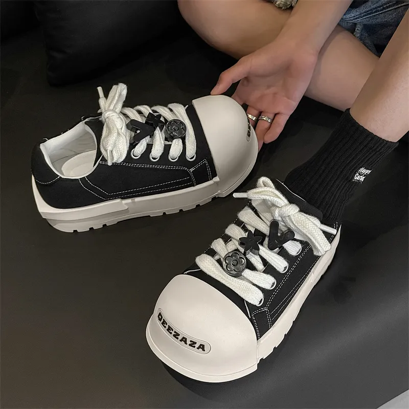ΛOLUNKΛ Canvas Shoes Unisex Low Top Black-2