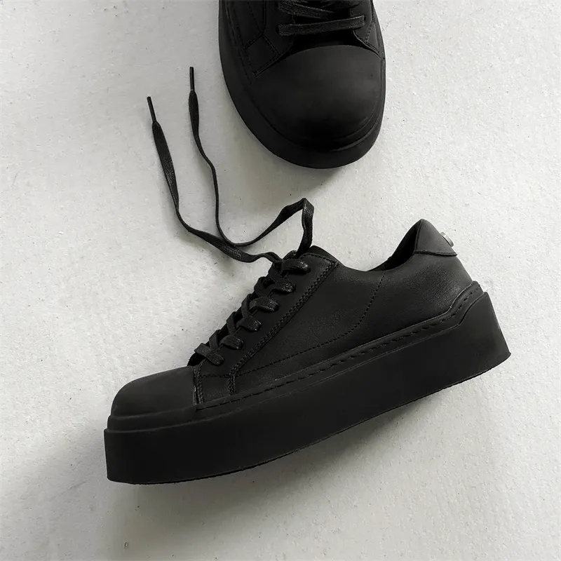 ΛOLUNKΛ Low Top Skateboard Shoes Unisex-15