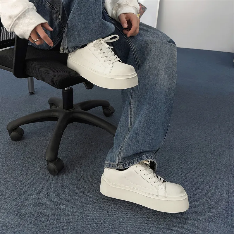 ΛOLUNKΛ Low Top Skateboard Shoes Unisex-3