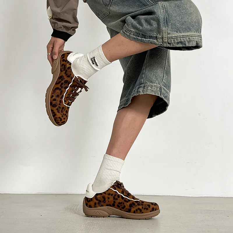 Ignition Abrasion Resistant Low Top Casual Shoes Unisex Leopard Print Brown-2