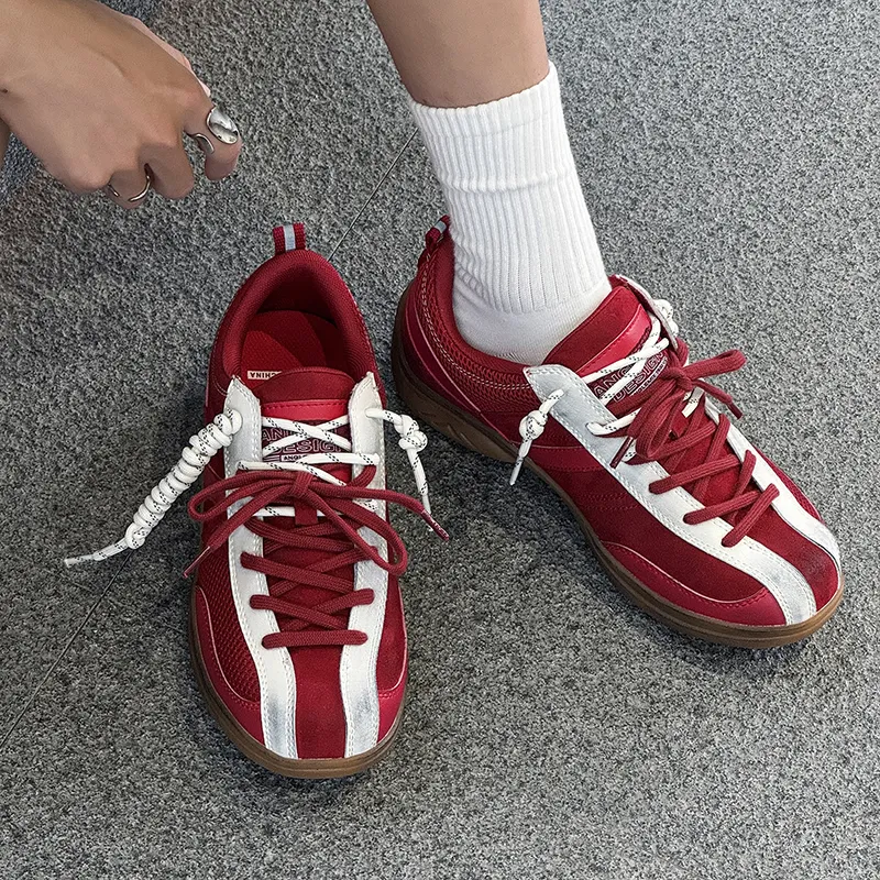 Ignition Anti Slip Wear Resistant Low Top Casual Shoes Unisex Red-1