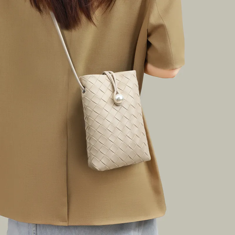 MILLIE'S Cow Leather With Synthetic Leather Underarm Shoulder Bag, Crossbody Bag Trumpets Women's Ecru-1