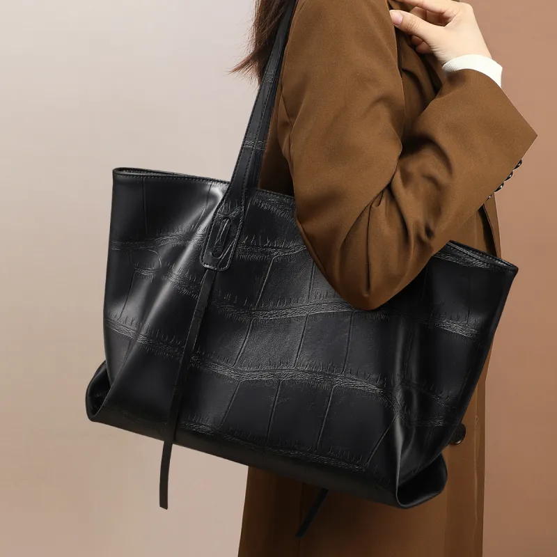 MILLIE'S Cow Leather Shoulder Bag Tote Shopping Bag Regular Women's Black/Dark Brown-1