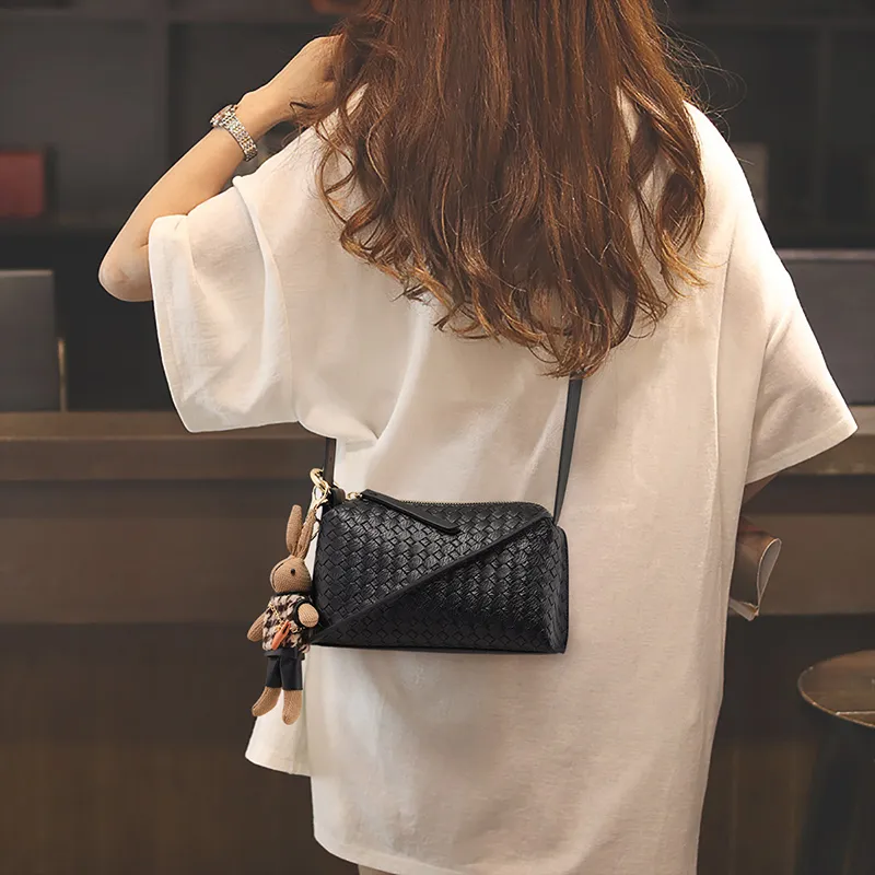MILLIE'S Cow Leather Underarm Shoulder Bag, Crossbody Bag Regular Women's Black-1