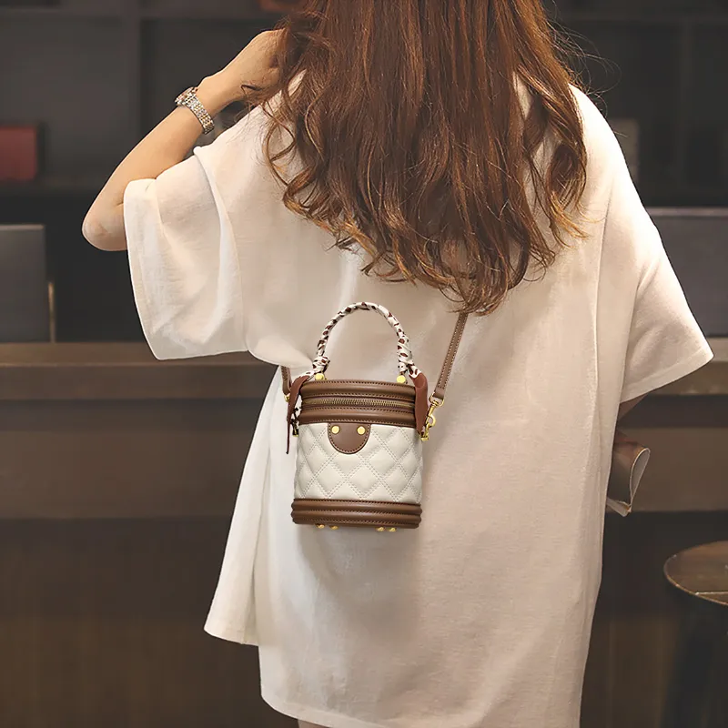 MILLIE'S Cow Leather Handbag, Shoulder Bag, Crossbody Bag, Cylinder Bag Regular Women's White/Black-1