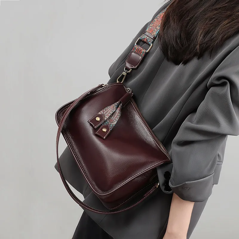 MILLIE'S Cow Leather Shoulder Bag Crossbody Bag Boston Bag Regular Women's Dark Coffee/Caramel-1