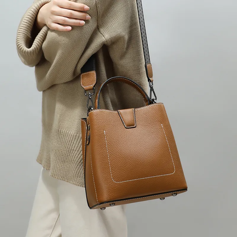 MILLIE'S Cow Leather Shoulder Bag, Crossbody Bag, Handbag Regular Women's Ecru/Caramel-9