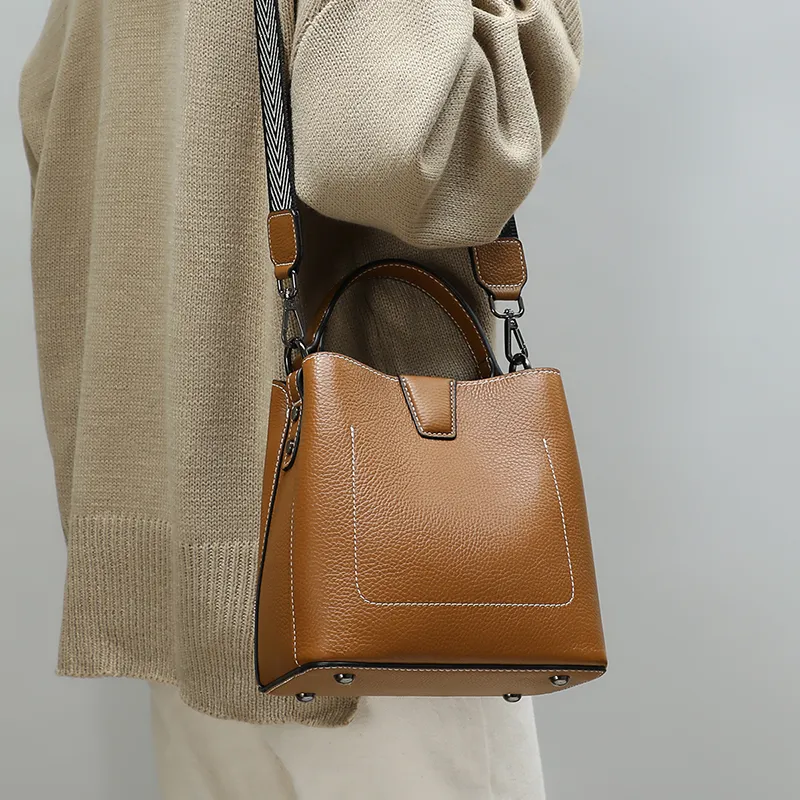 MILLIE'S Cow Leather Shoulder Bag, Crossbody Bag, Handbag Regular Women's Ecru/Caramel-8