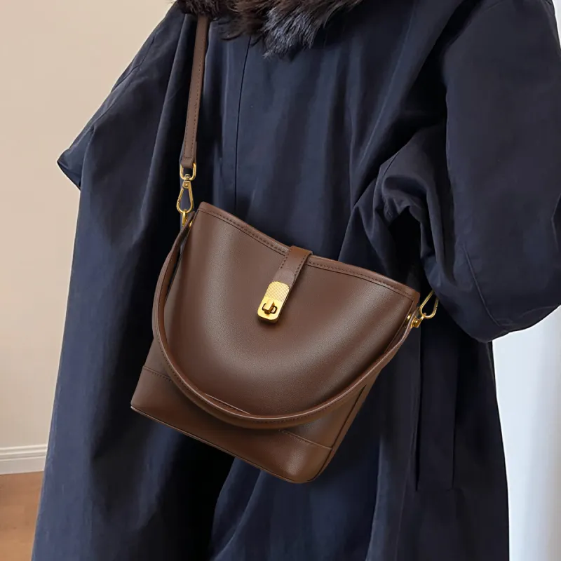 MILLIE'S Cow Leather Shoulder Bag, Crossbody Bag, Handbag Regular Women's Pitch Black Coffee-1
