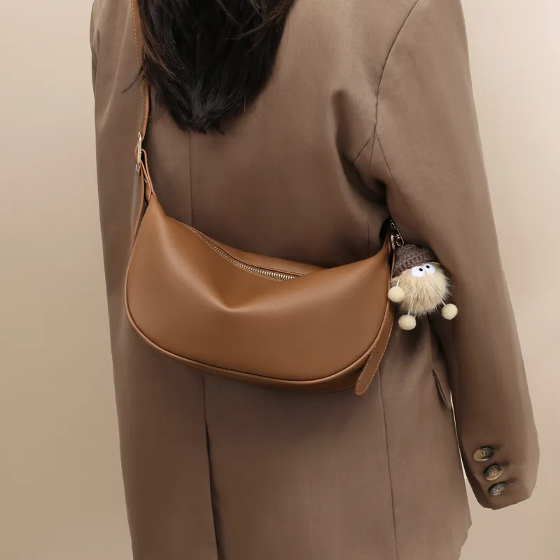 MILLIE'S Synthetic Leather Shoulder Bag Crossbody Bag Moon Shaped Dumpling Bag Regular Women's Caramel/Cream Apricot-1