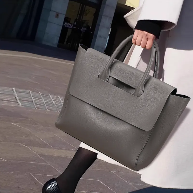 MILLIE'S Cow Leather Shoulder Bag, Crossbody Bag, Handbag, Tote Bag Regular Women's Gray-2
