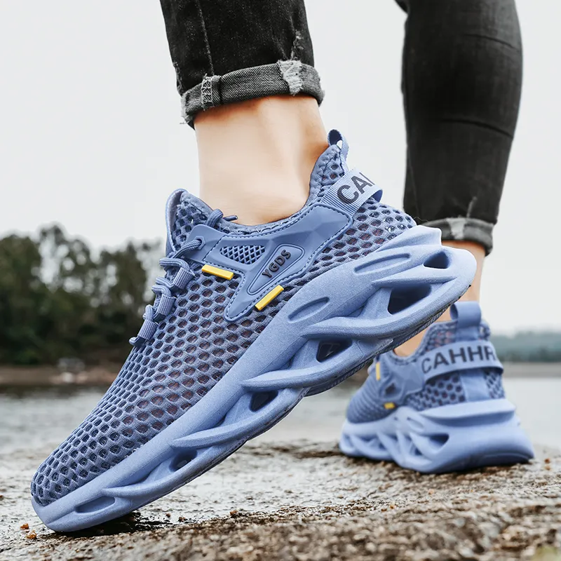 OUGLEMEN Slip Resistant, Abrasion Resistant, Coverage Height Increasing Low Top Casual Shoes Men's Box-9