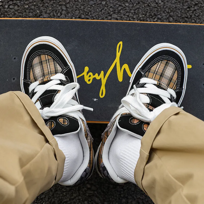 OUGLEMEN Wear resistant, Lightweight, Breathable, And Non slip. Low Top Skateboard Shoes Unisex-24