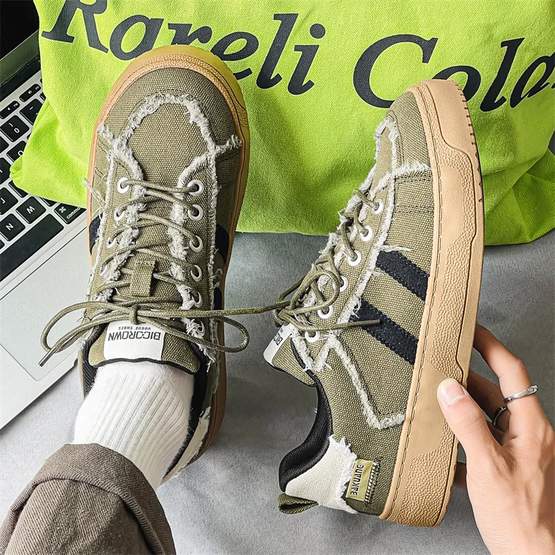 OUGLEMEN Wear resistant, Lightweight, Breathable, And Non slip. Low Top Skateboard Shoes Men's Box-9