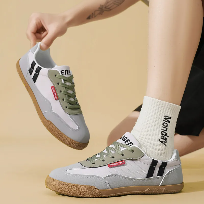 OUGLEMEN Slip Resistant And Abrasion Resistant Coverage Low Top Casual Shoes Men's Box-14