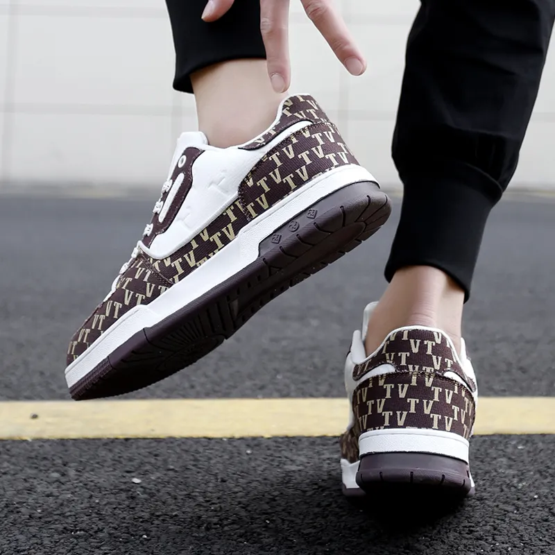OUGLEMEN Slip Resistant And Abrasion Resistant Coverage Low Top Casual Shoes Unisex Box-13