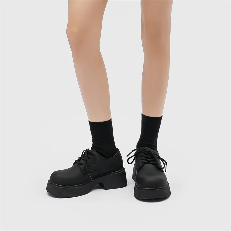 / Dress Shoes Unisex Low Top Black-3
