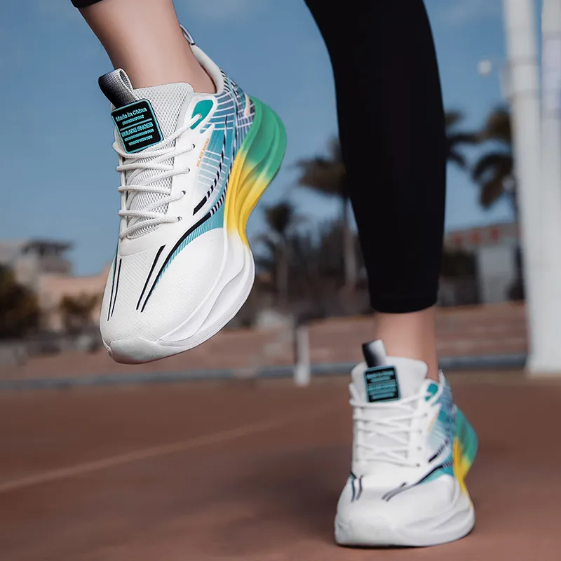 YIVELOVE Anti-Slip And Wear-Resistant Breathable Low-Top Casual Running Shoes Men's-10