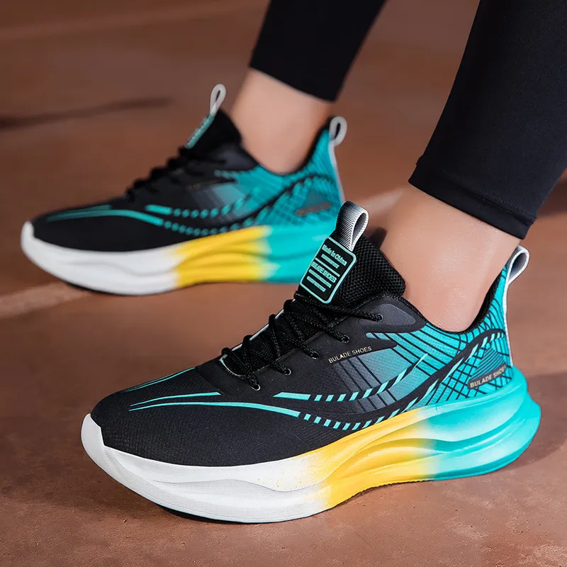 YIVELOVE Anti-Slip And Wear-Resistant Breathable Low-Top Casual Running Shoes Men's-6