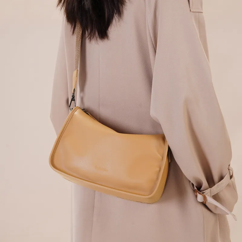 Dubaolu Synthetic Leather Outer/Cow Split Leather Base Shoulder Bag Medium Size Women's Apricot-6