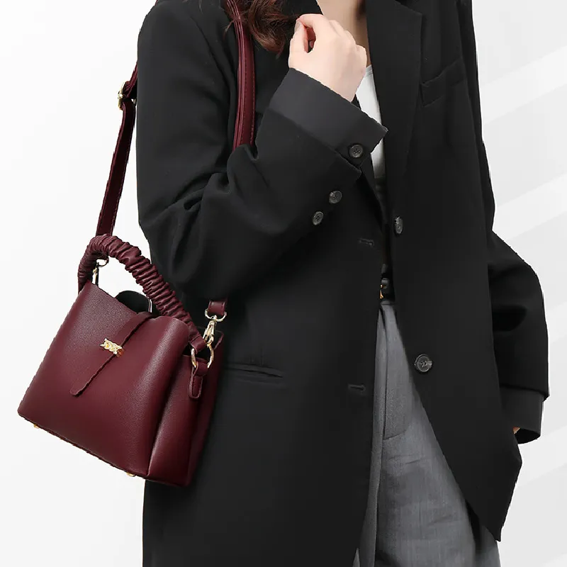 Cool Pu Shoulder Bag Regular Women's Black/Ecru/Yellow/Burgundy-1
