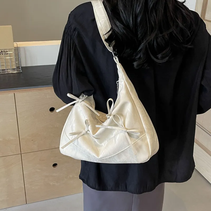Cool Flannelette Shoulder Bag Women's Ecru/Silver/Black/Pink-2