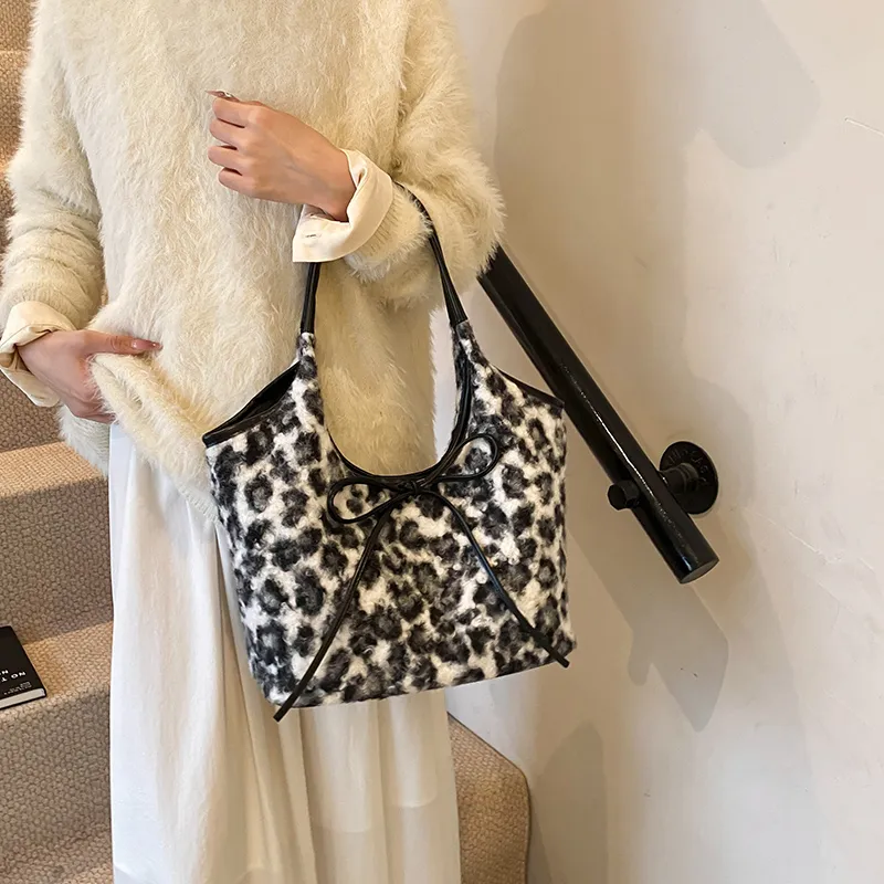 Cool PU Handbag Shoulder Bag Regular Women's Multicolor-2