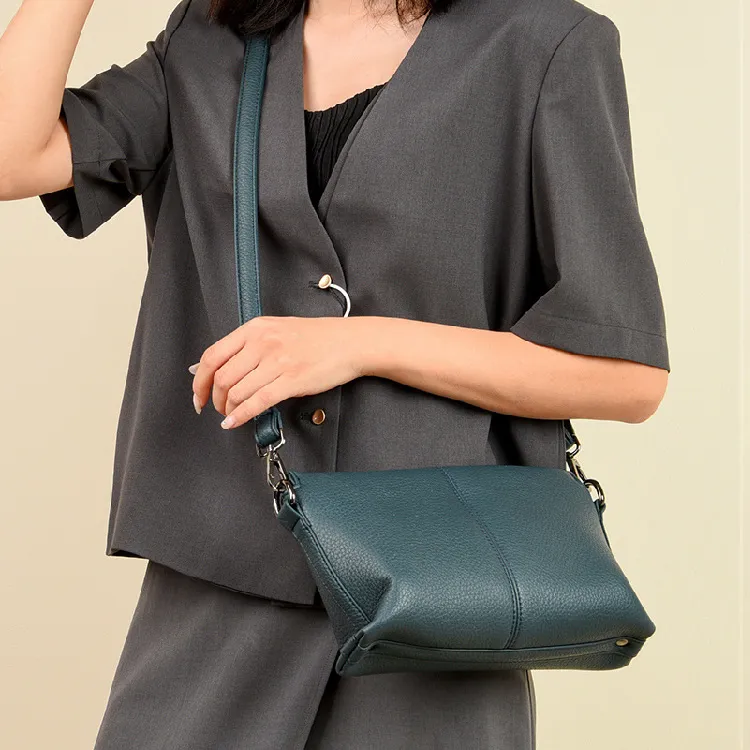 Cool Shoulder Bags-15